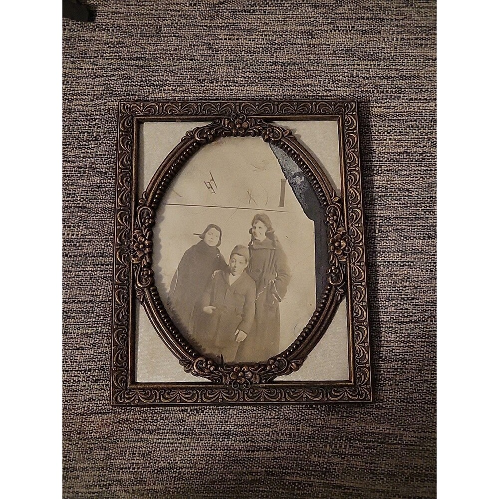 Antique Family Photo In Vintage Oval Frame Children Youth Teens 1920s Sepia
